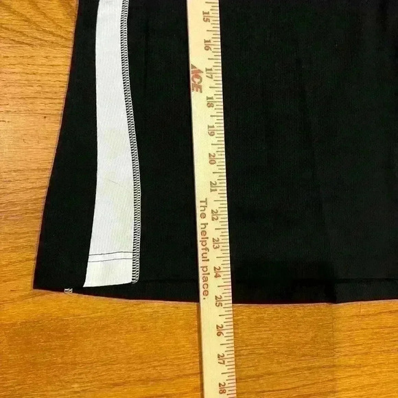 Mizuno Women's Performance V-Neck Sleeveless Athletic Jersey Shirt size XS NWT - Picture 5 of 6